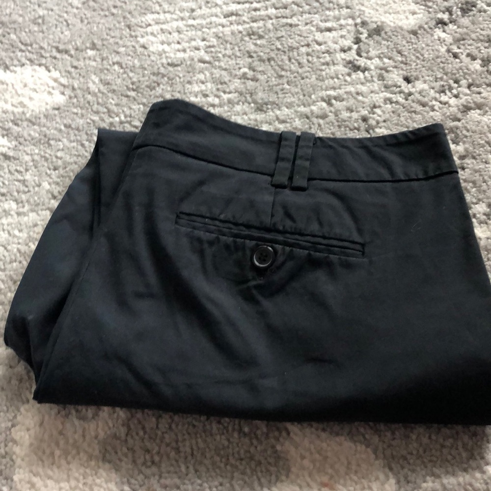 Black classic Capri pants